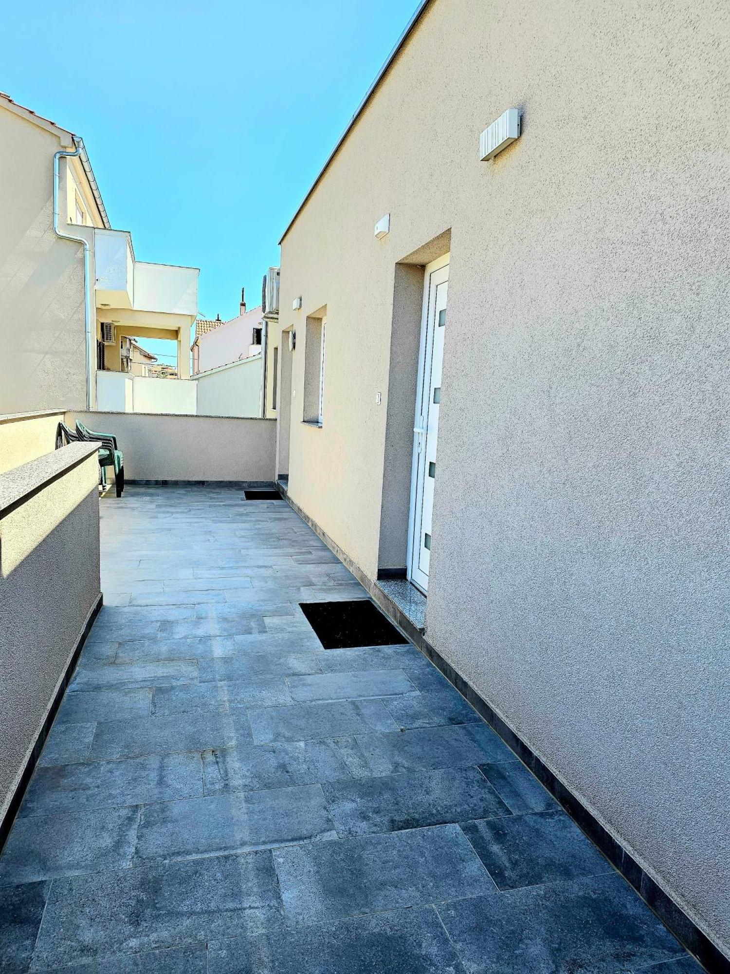 Nina Apartment Zadar Exterior photo